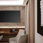 Via Veneto 5* 로마