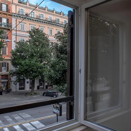 Via Veneto 5* רומא